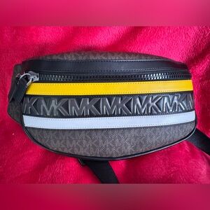 Michael Kors Crossbody